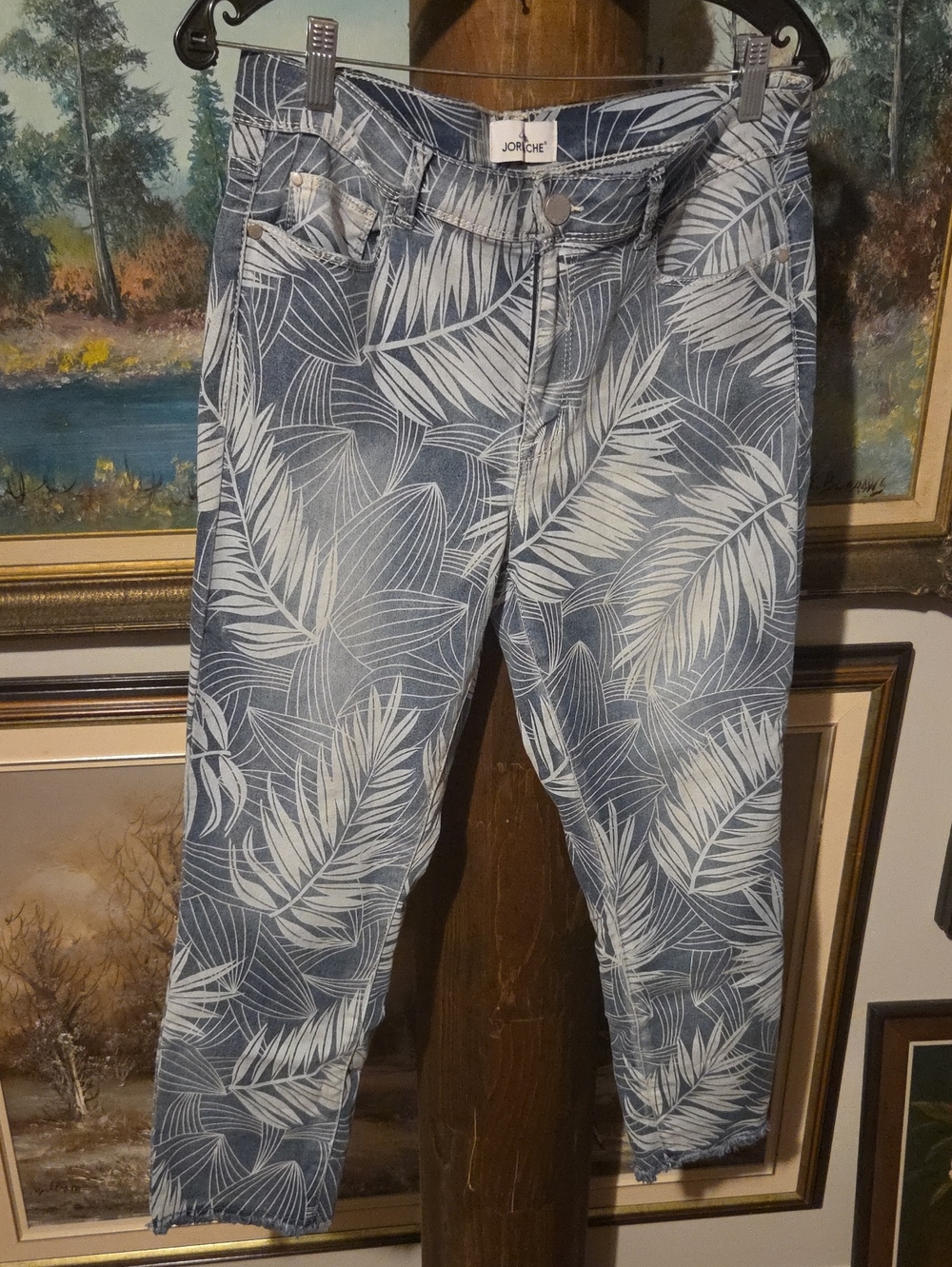 Jordache Blue Palm-Print Cropped Jeans